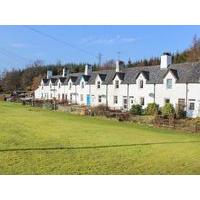 Crinan Canal Cottage No8