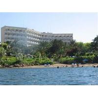 Crystal Springs Beach Hotel