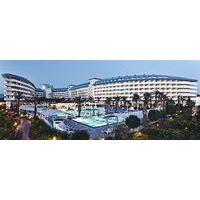 Crystal Admiral Resort Suites & SPA