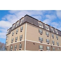 Crescent Suites Hotel