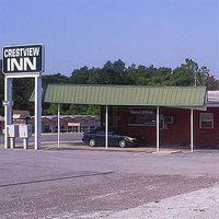 Crestview Inn