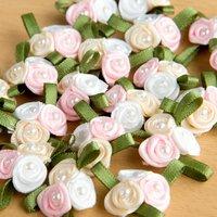 Create and Craft Satin Ribbon Bows Leaves - 20 Pieces 375971