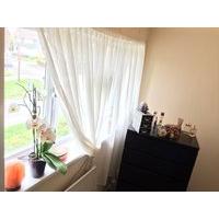 Crawley Bright double room close to town centre