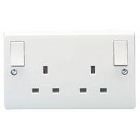 Crabtree 13A White Switched Socket