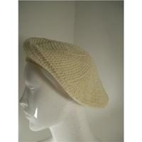 Cream Beret with Silver Sparkle Thread