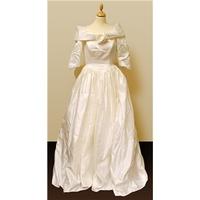 Cymbeline Paris - Size: US 10 / UK 12 / EUR 40 - White - Wedding dress