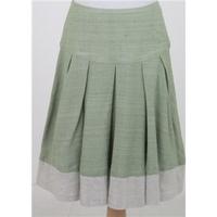 D A K S, size 10 pale green linen skirt