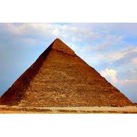 Day Tour to Pyramids And The Egyptian Museum from Cairo