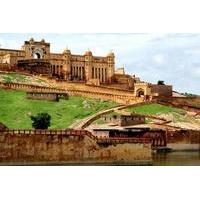 Day Trip to the Royal Forts and Palaces of Jaipur from Delhi