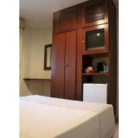 David Plaza Hotel