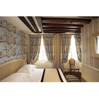 Dauphine Saint Germain Hotel