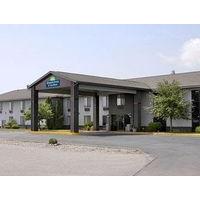 days inn suites wausau