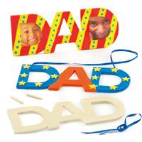 dad wooden decorations pack of 16