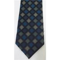 D\'Alembi Size: M Green, Blue & Black Classic Silk Tie