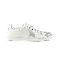 daniel bainton glitter star trainer