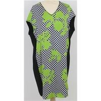 Damsel in a Dress, size 14 black & lime green mix patterned dress