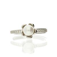 darcey pearl ring on cubic zirconia band set in sterling silver