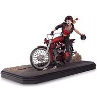 dc comics gotham city garage harley quinn statue by dc collectibles