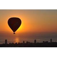 Deluxe Gold Coast Hot Air Balloon with Sparkling Wine Breakfast