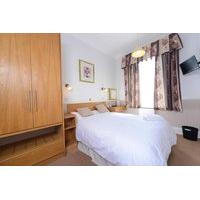 Deluxe Ensuite Single and Double Room in Lower Garden