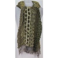 Deep green mix ruched scarf