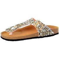 Desigual Sandales Bio Save The Queen Dorado women\'s Flip flops / Sandals (Shoes) in Multicolour