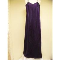 Debut at Debenhams purple viscose long dress, size 8 Debenhams - Size: 8 - Purple - Evening