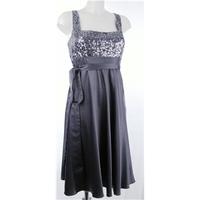 Debut at Debenhams - Size: 12 - Grey - Sleeveless