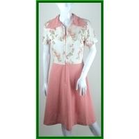 Devonshire Lady - Size 14 - Pink - Summer