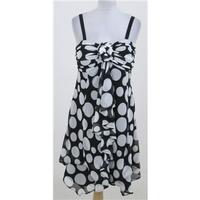 Debut size 14 black & cream spotted knee length dress