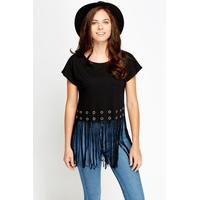 Detailed Hem Tassel Crop Top