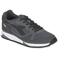 Diadora V7000 WEAVE men\'s Shoes (Trainers) in grey