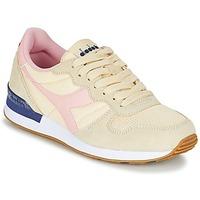 Diadora CAMARO women\'s Shoes (Trainers) in BEIGE