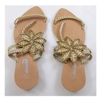 Dionne - size EUR36 UK3 - as new gold coloured sandals with beaded flower