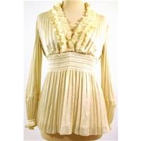 Diane Von Furstenburg Cream Blouse Size 10 Diane Von Furstenburg - Size: 10 - Cream / ivory - Blouse