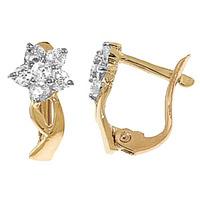 Diamond Stud Earrings in 9ct Gold