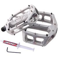 DMR V8 MTB Pedals Sliver