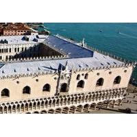 Doge\'s Palace, Unusual Venice and Gondola Ride Tour