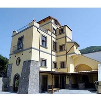 Domus Paola Sorrento
