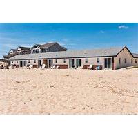 Dolphin Oceanfront Motel