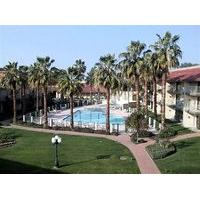 DoubleTree by Hilton Hotel Baker...