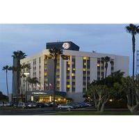 DoubleTree by Hilton Carson