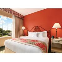 DoubleTree Suites by Hilton Naples