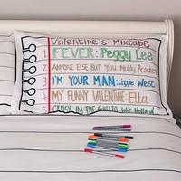 Doodle Pillowcase and Pen Set