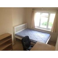Double Room to let close to city centre