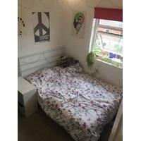 double room 10 minutes walk from the town centre