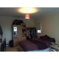 Double Bedroom with en suite in North London - Southgate