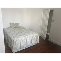 Double Bedroom in Maida Vale