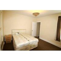 Double bedroom with En-suite and kitchenetttreet, Reade - Highgrove Sing, RG1 5EJ