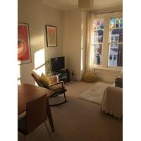 Double room available in great 2 bedroom Tooting flat